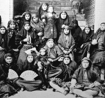 زنان و تئاتر ایران | روایتی از ستیز برای حضور در صحنه زنان و تئاتر ایران